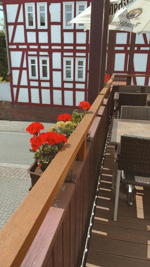 Hotel Zur Sonne Kirchhain Exterior photo