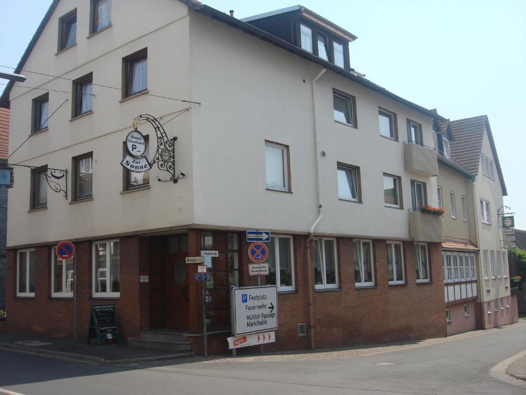 Hotel Zur Sonne Kirchhain Exterior photo
